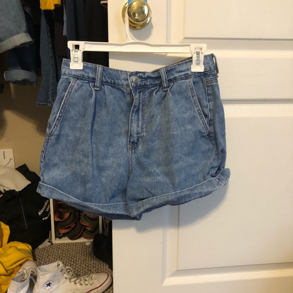 America Eagle mom jean shorts